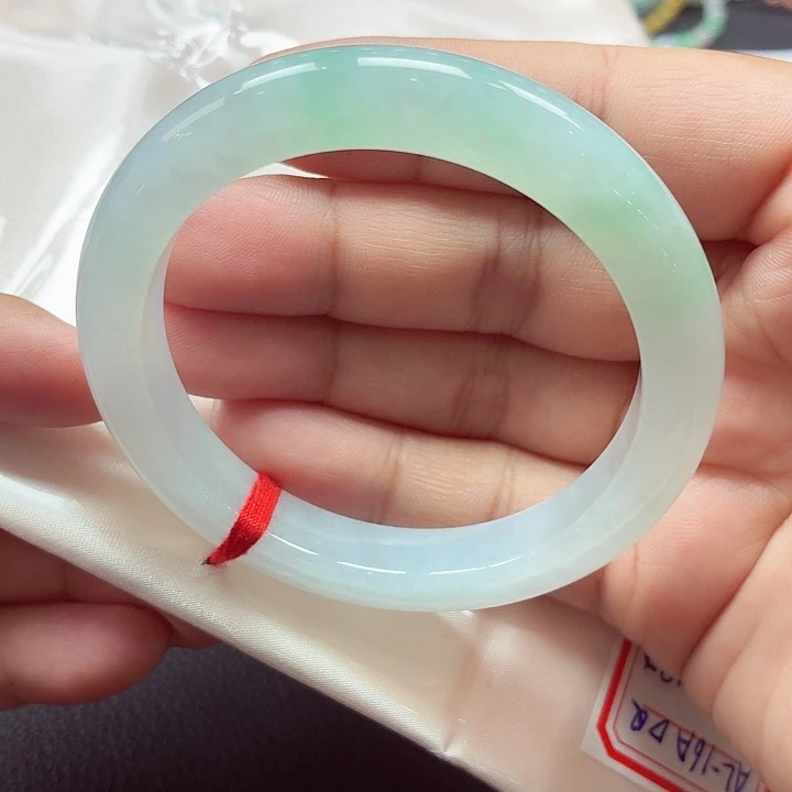 翡翠未镶嵌手镯天然缅甸A货翡翠