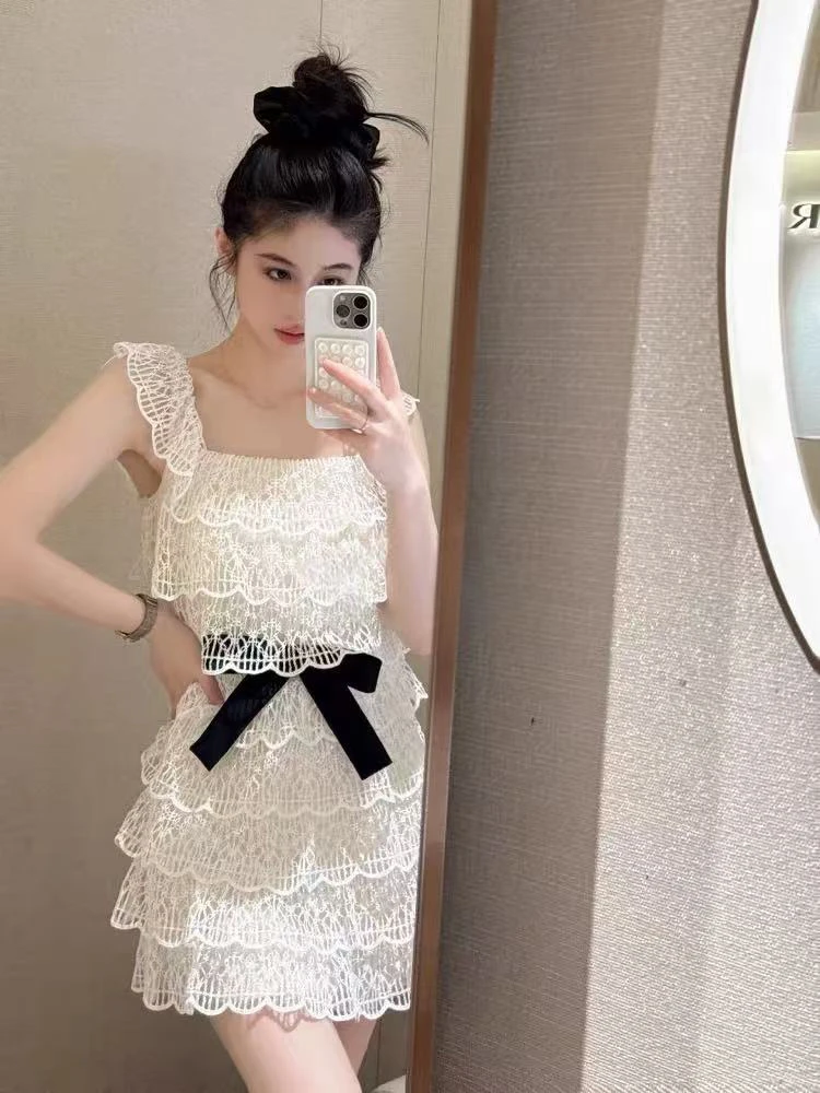 夏季新款精致蕾丝花边蝴蝶结收腰法式甜美系短款连衣裙LX184