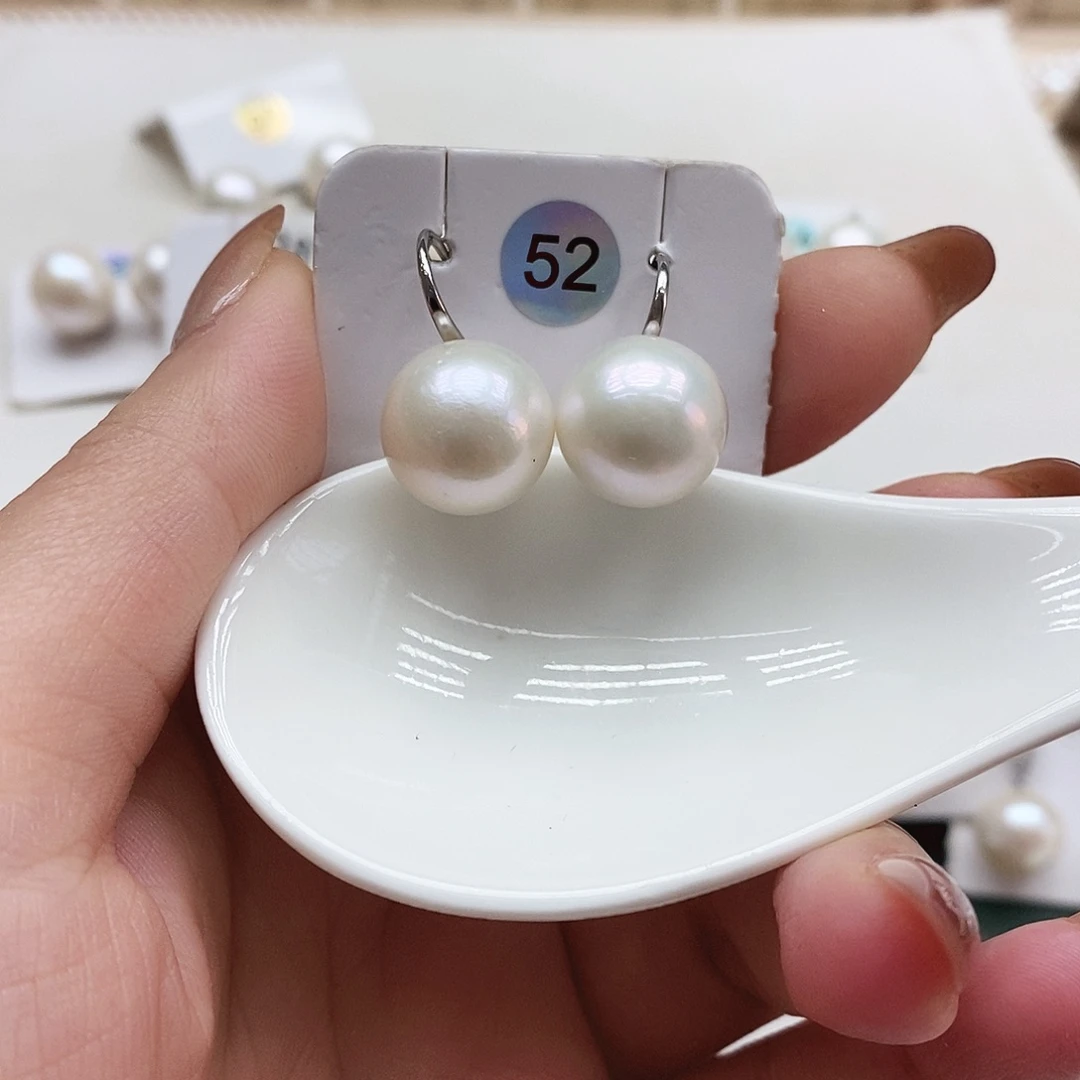 阿***哥银S925镶嵌淡水珍珠颈饰