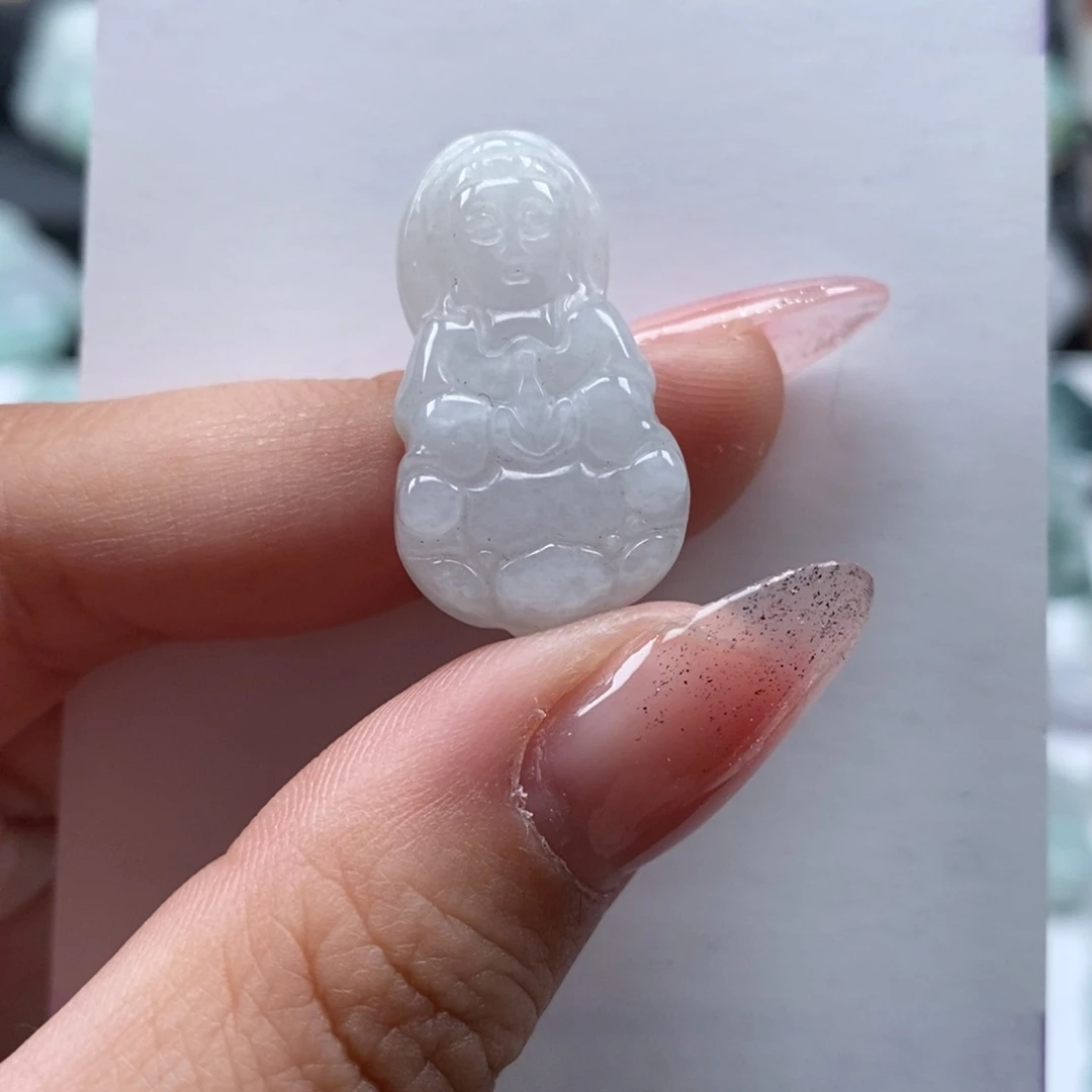 翡翠颈饰未镶嵌天然翡翠