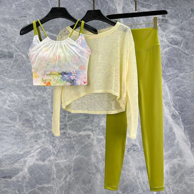 瑜伽服女2025新款三件套高级感速干显瘦时尚印花普拉提训练健身服