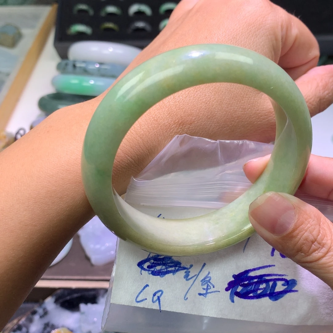 未镶嵌定制翡翠手镯61