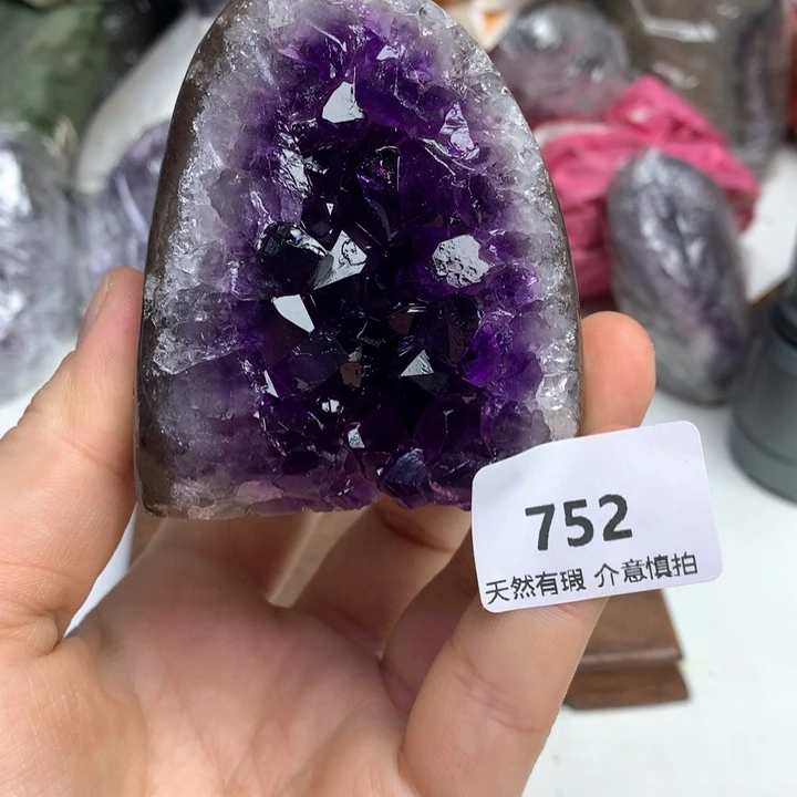 水晶大型摆件（非配饰）未镶嵌