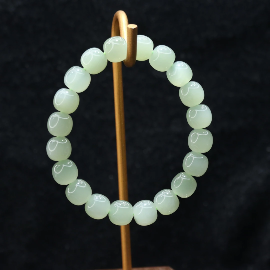 lot31天然A货翡翠手串/800389保利厦门拍卖