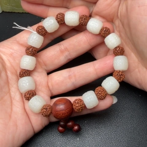 和田玉挂件未镶嵌军**雄