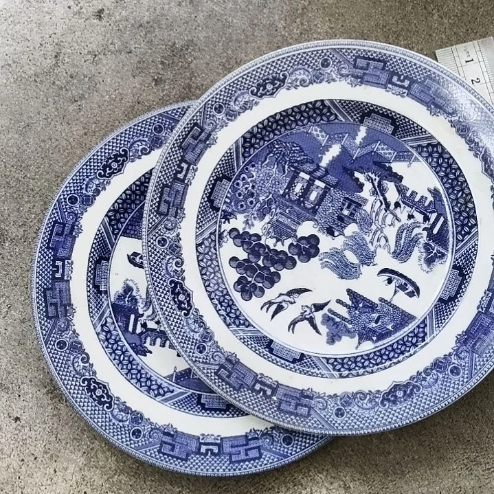 瓷六寸小平盘两个！！！！！