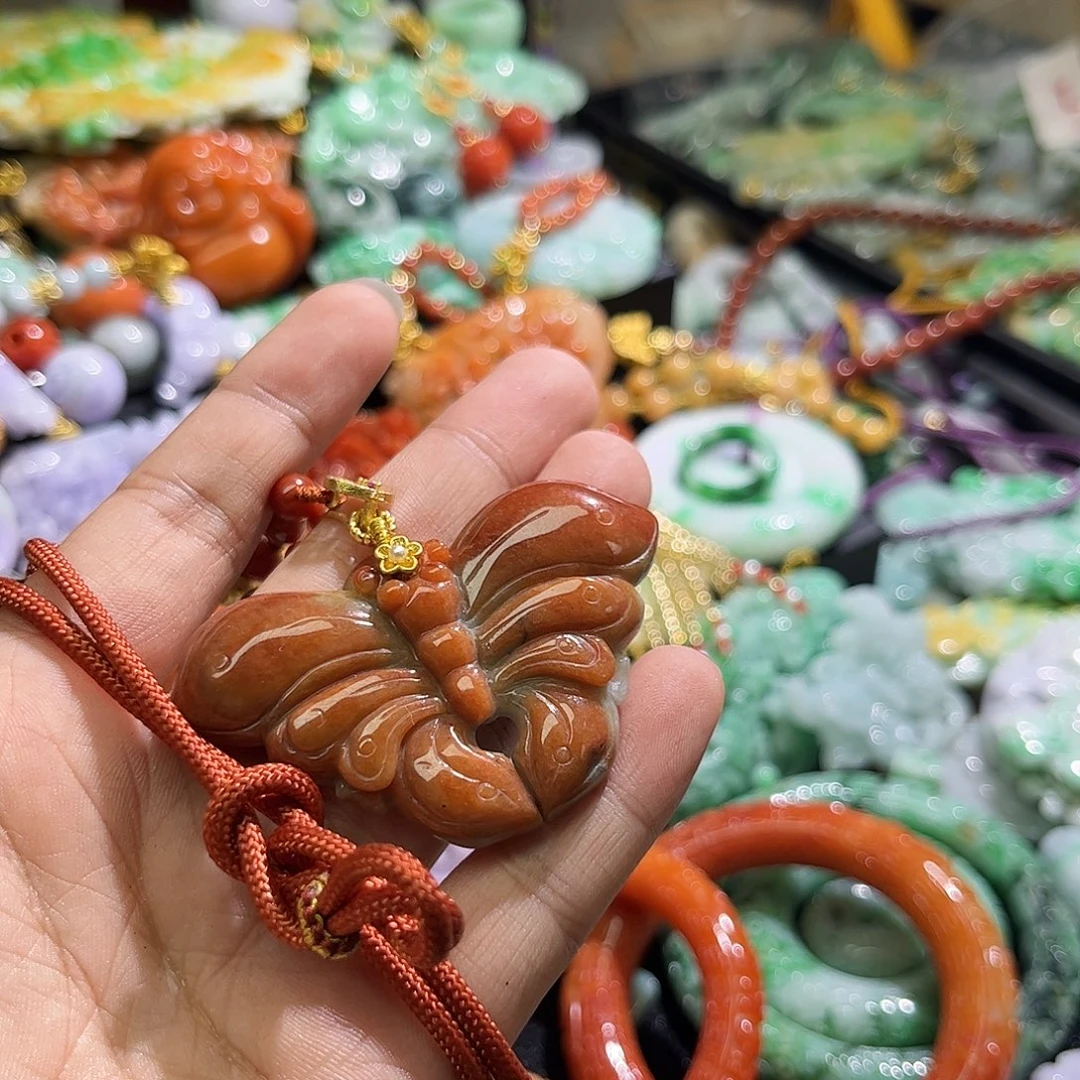 颈饰未镶嵌翡翠待编织
