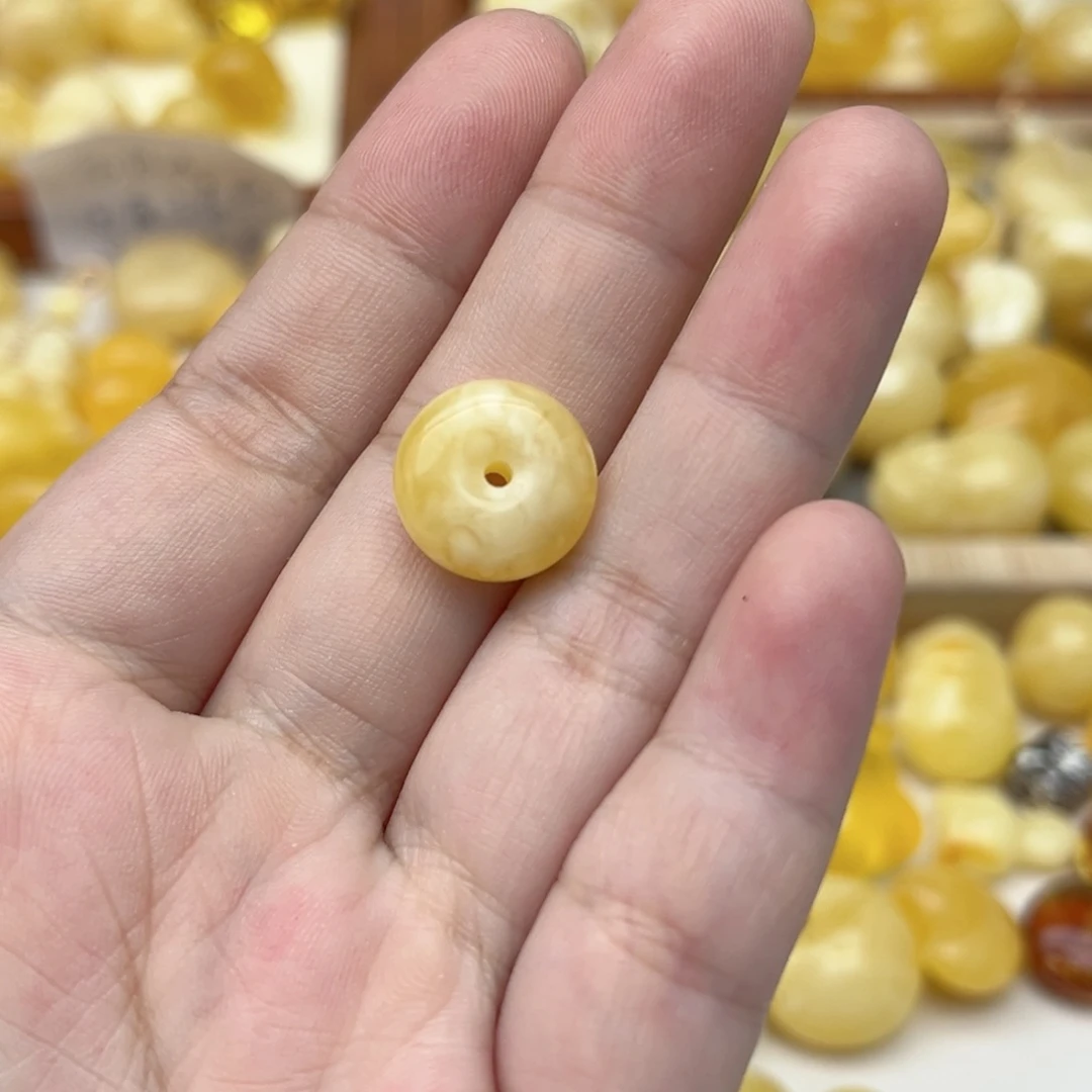 裸石蜜蜡未镶嵌配饰