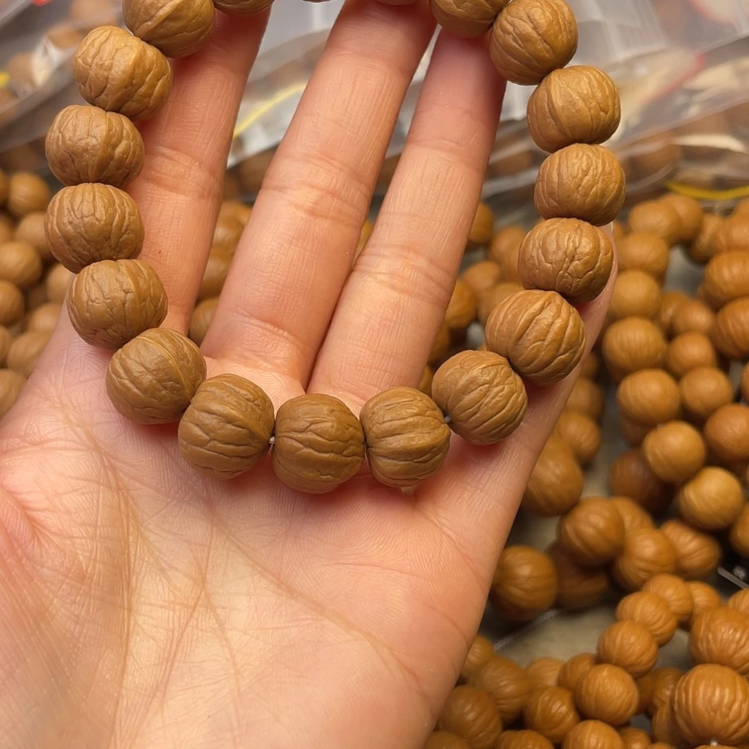 手串猴头核桃南瓜微打底