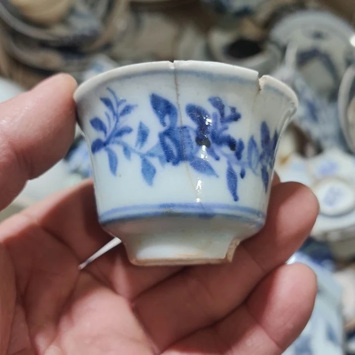 東**物陶瓷手工茶杯摆件