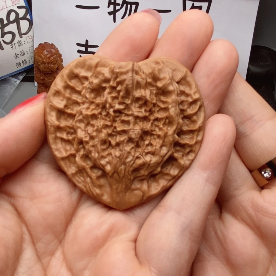 吊坠桃核核桃桃心