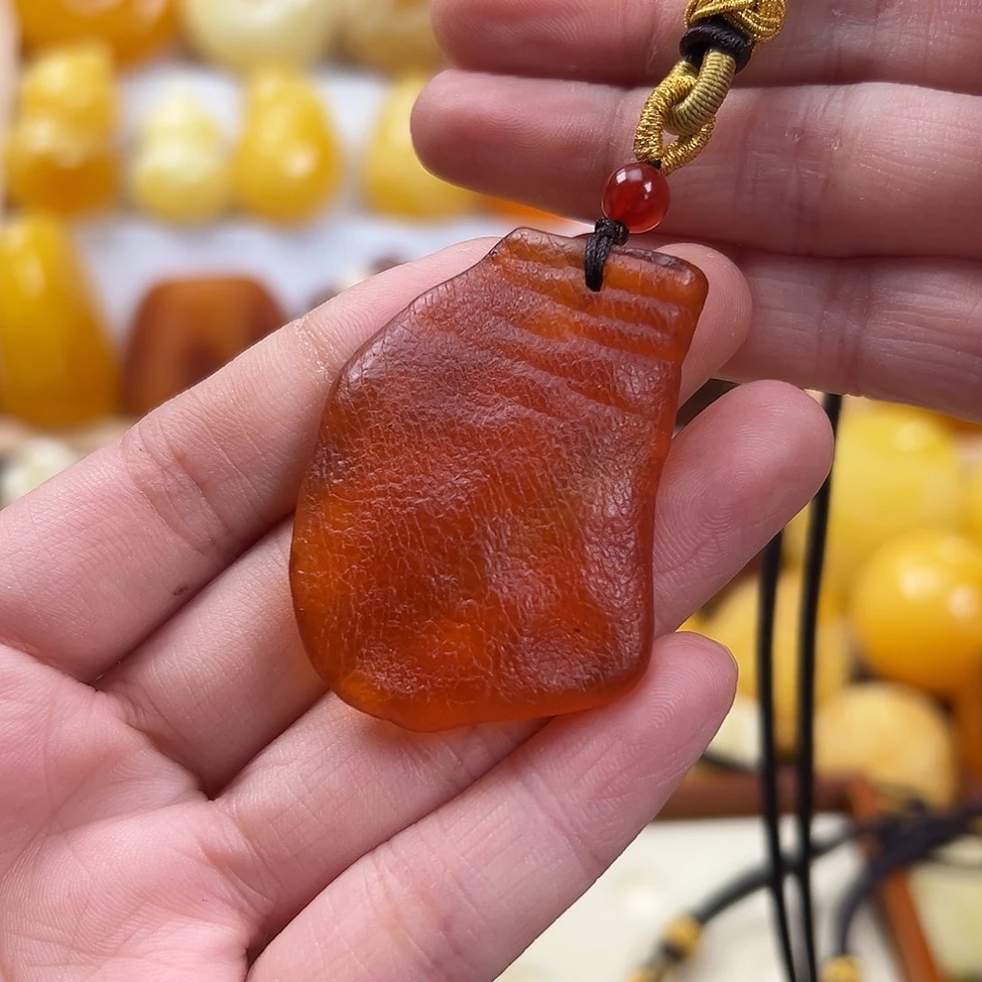 未镶嵌颈饰蜜蜡初*6.8克