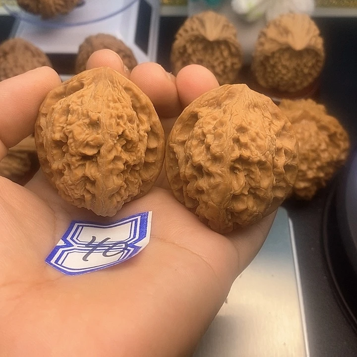 把件文玩核桃40牡丹纹