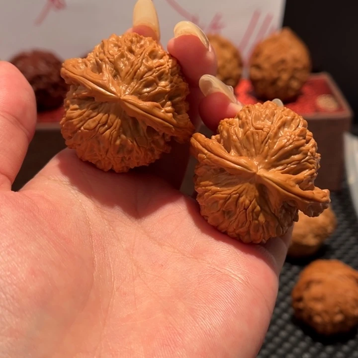 吊坠文玩核桃白狮子