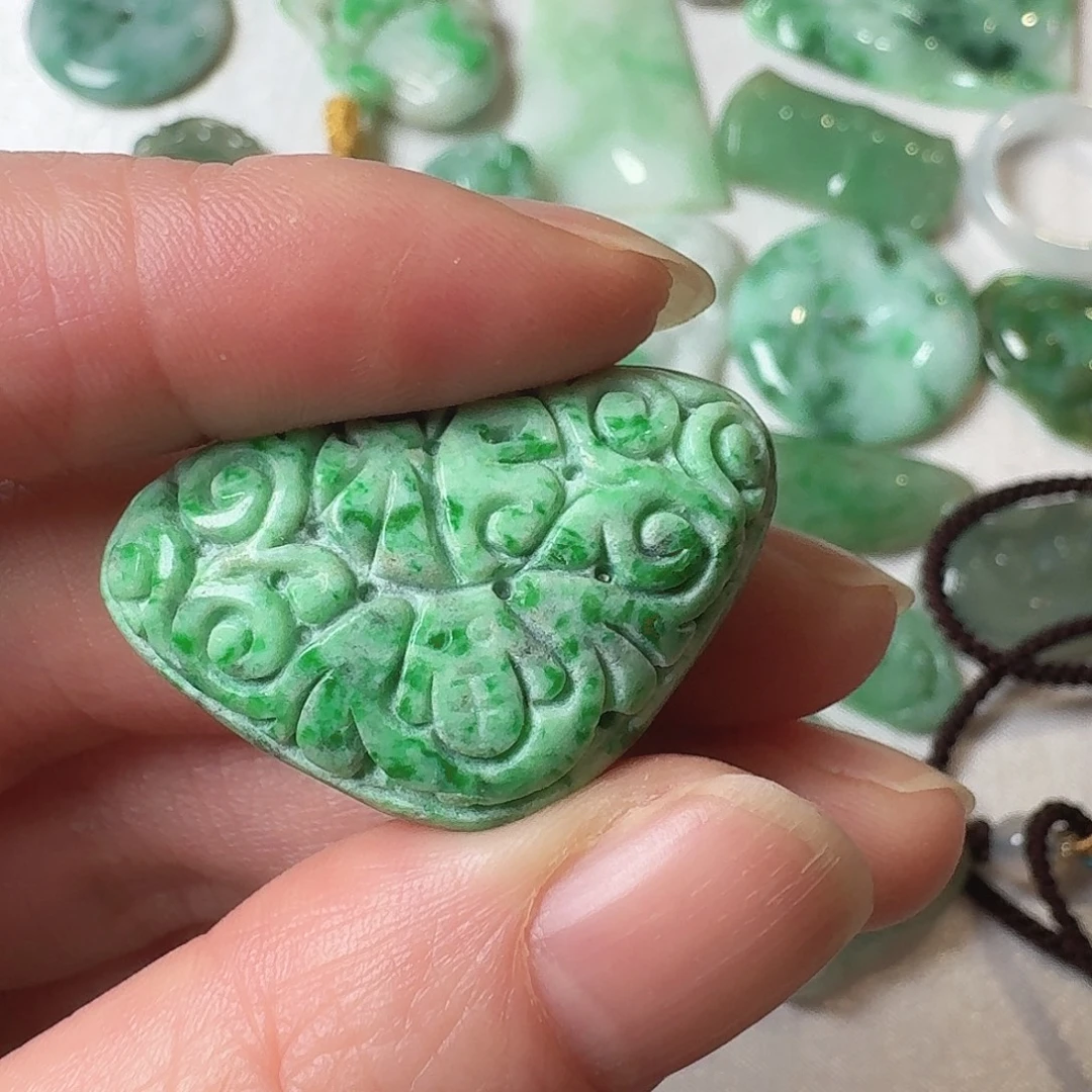 翡翠未镶嵌颈饰毛衣链