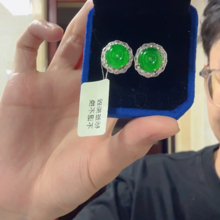 颈饰银S925镶嵌翡翠耳饰