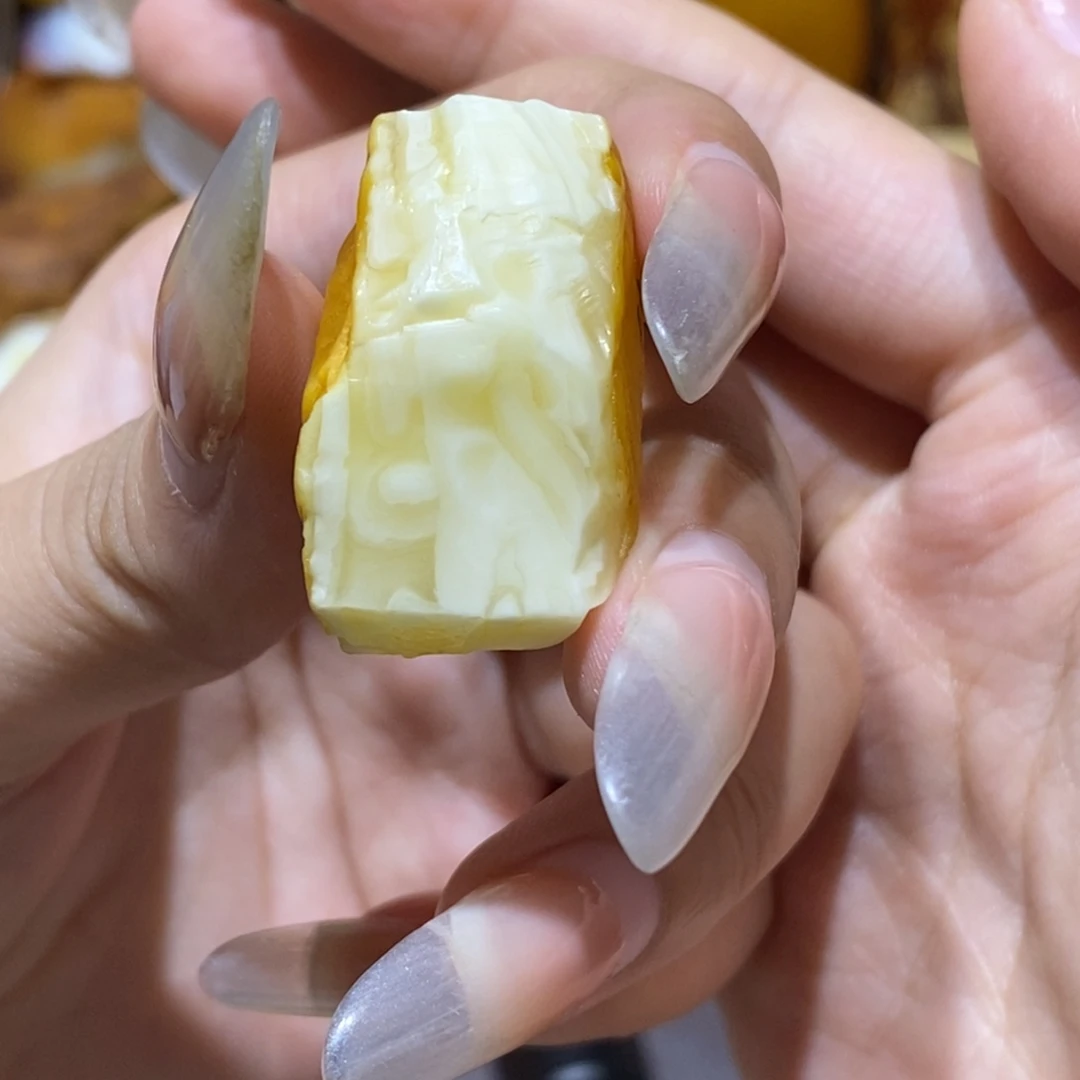 定制琥珀蜜蜡原石 6.6