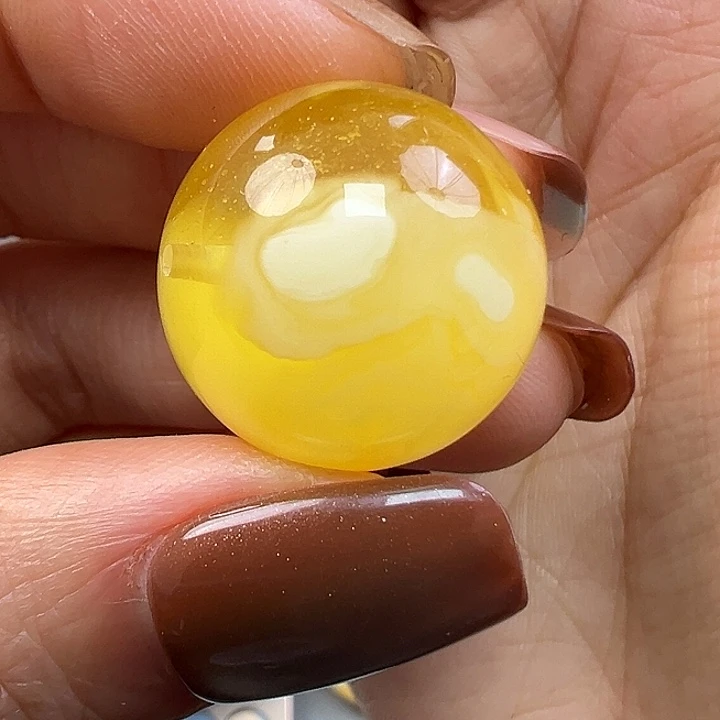 蜜蜡未镶嵌珠宝奇石