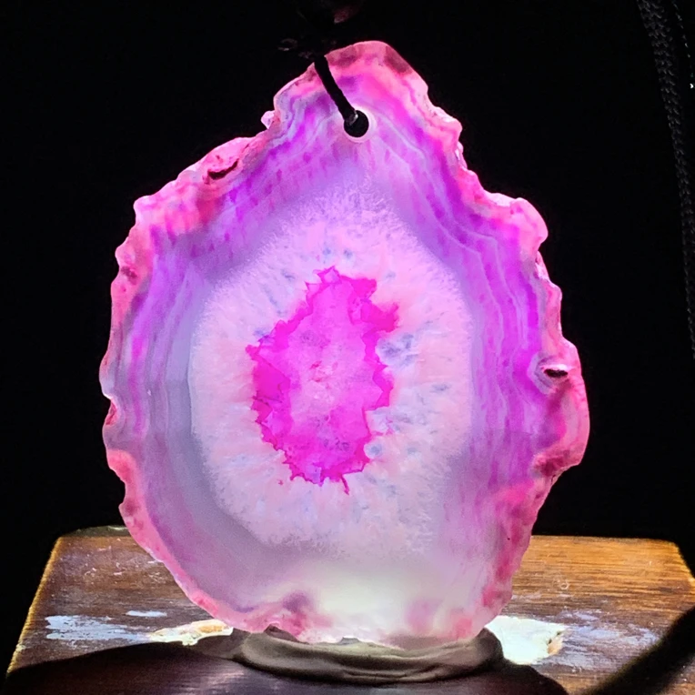 巴西玛瑙原石切片吊坠玫粉色画面毛衣链445尺寸50/40/6mm