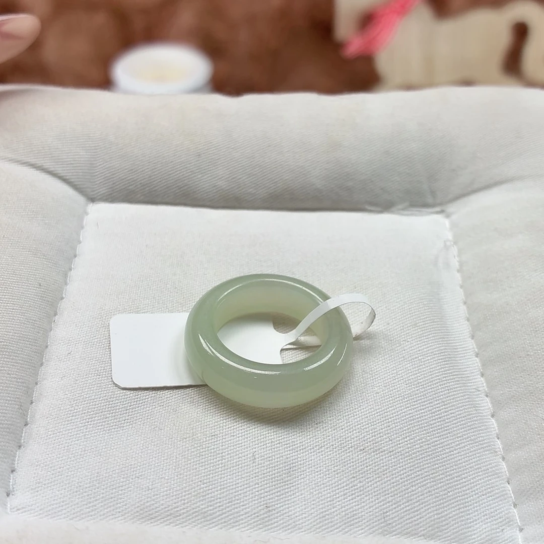 和田玉未镶嵌戒指