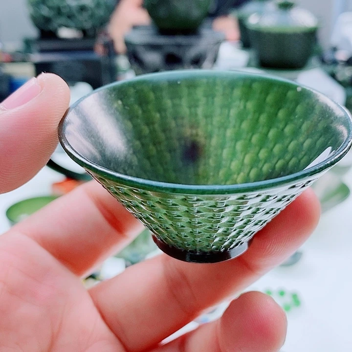 和田玉未镶嵌把件微瑕