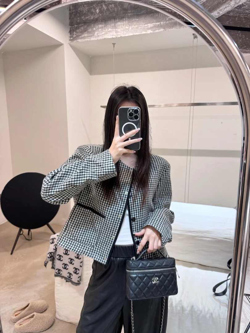 IU INC 千鸟格小香外套秋季百搭通勤设计款/90908