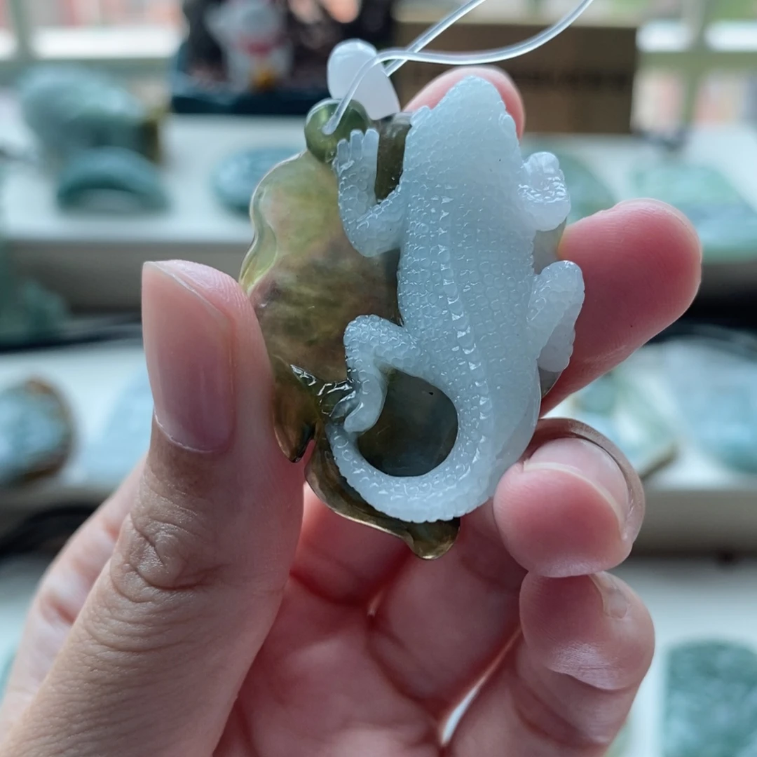 【闪购商品】颈饰未镶嵌翡翠天然缅甸A货翡翠