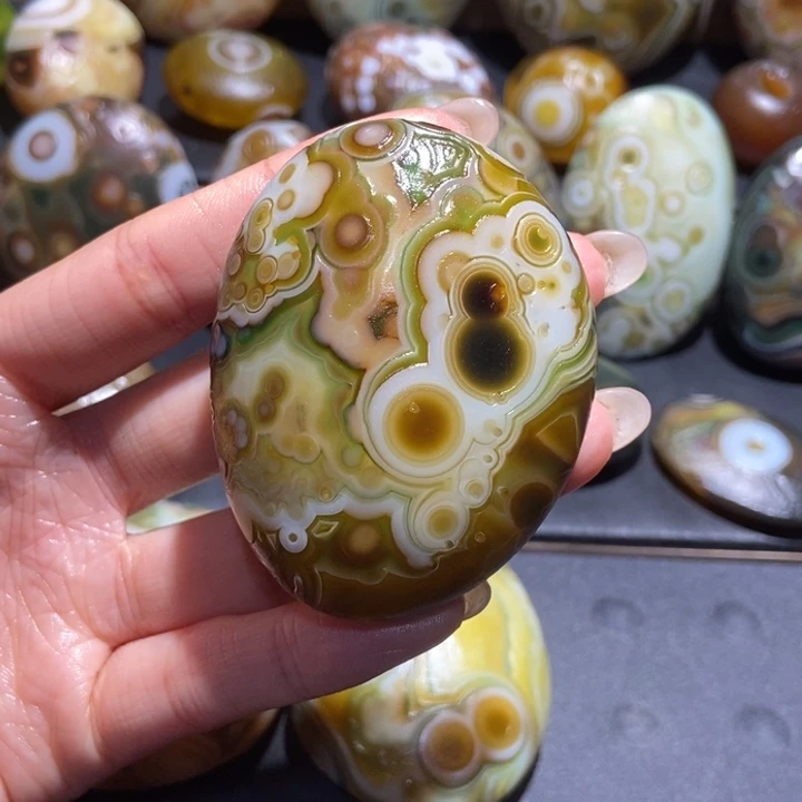 【闪购商品】未镶嵌玛瑙/玉髓珠宝奇石y y