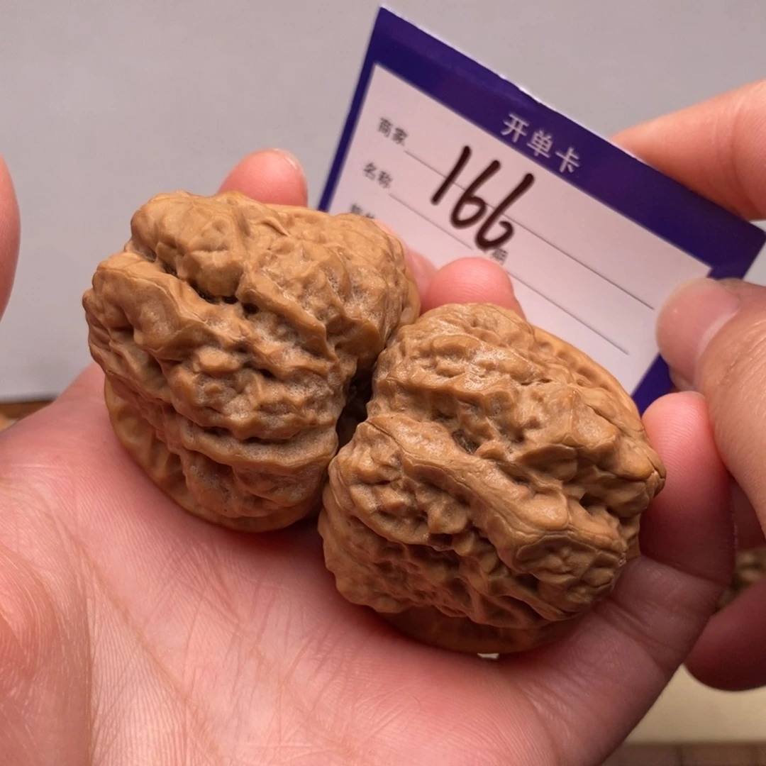 文玩核桃把件开背肌肉蛙边39左右