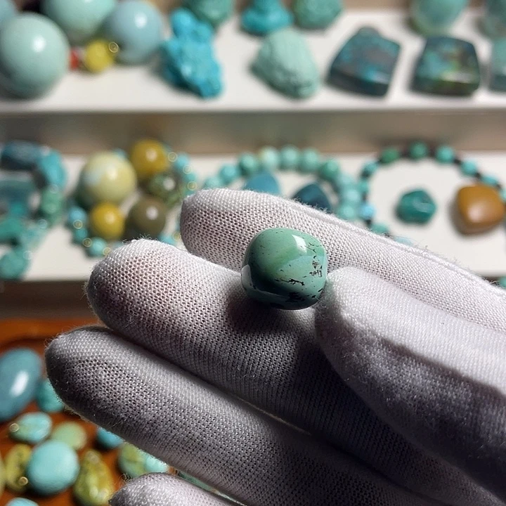 绿松石未镶嵌绿松石