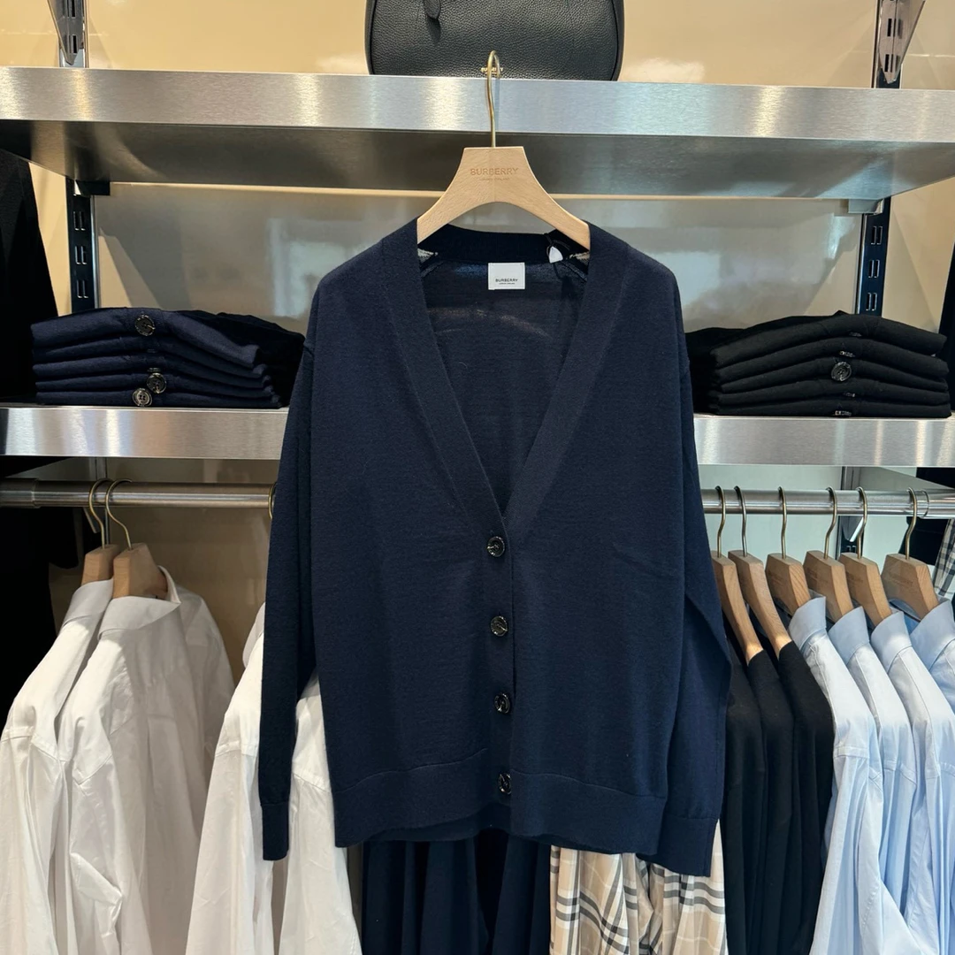 未使用 BURBERRY/博柏利 巴宝莉 女装 藏青色开衫毛衣 80911731