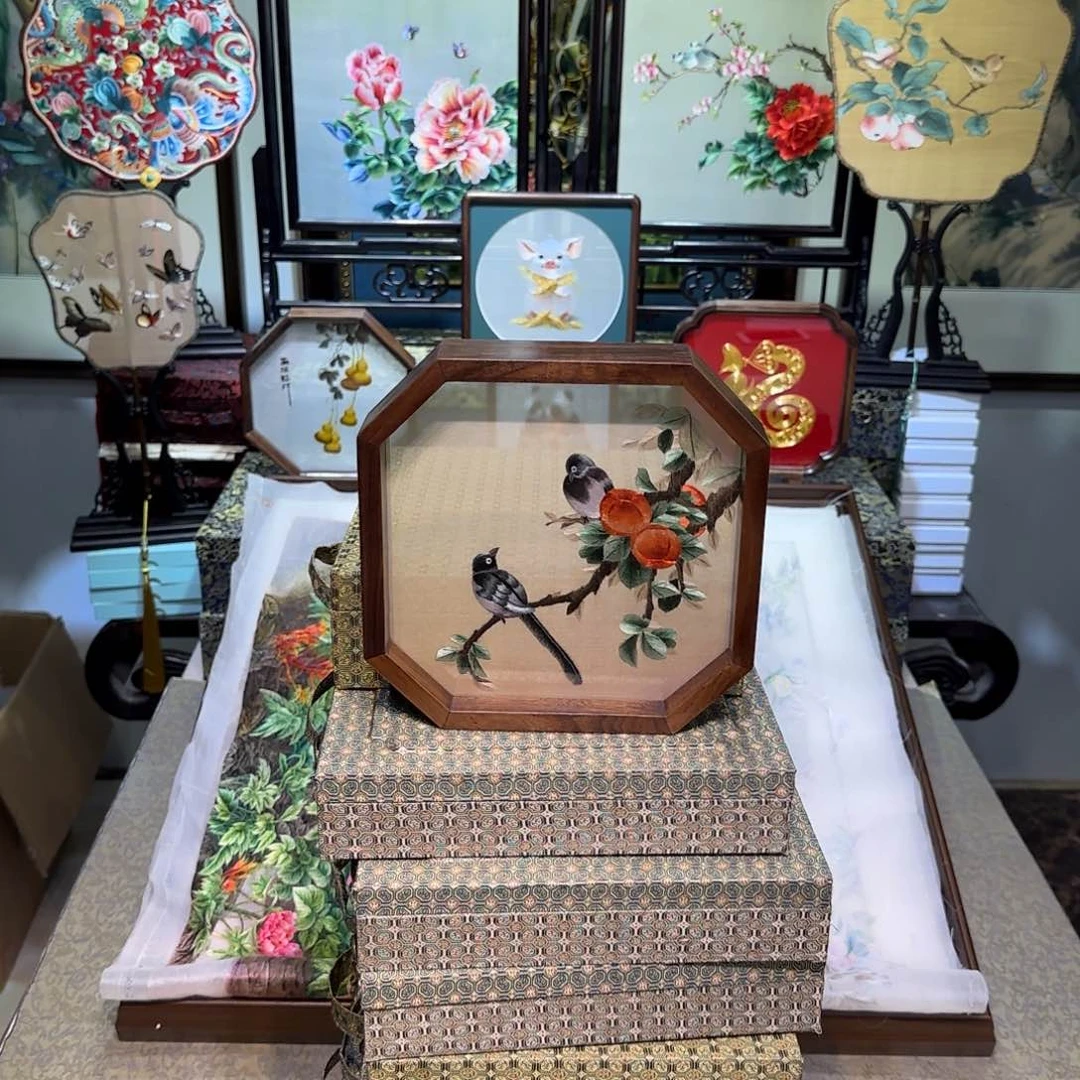 刺绣刺绣工艺精湛