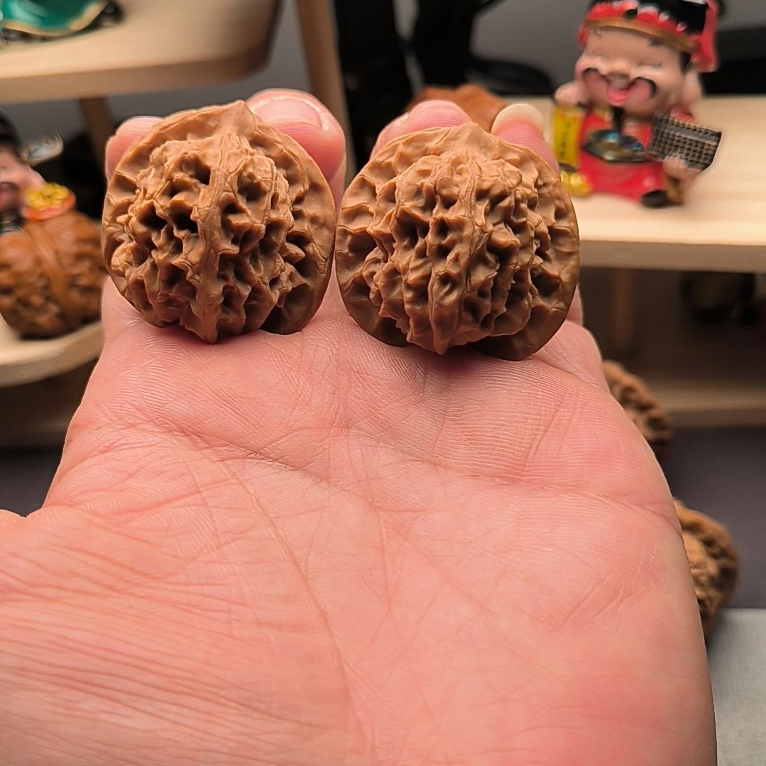 帅***毛文玩核桃刀子福利