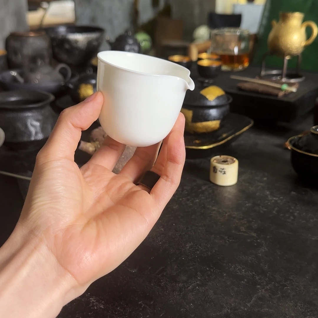 景德镇陶瓷艺术品手作