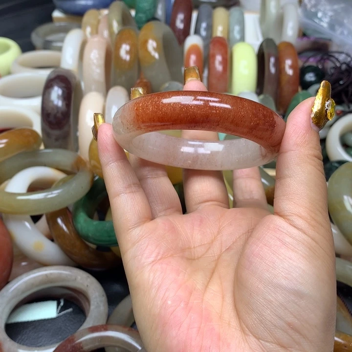 石英质玉手镯未镶嵌温*