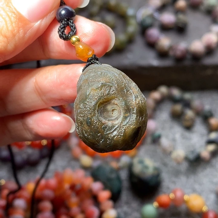 玛瑙/玉髓未镶嵌珠宝半成品