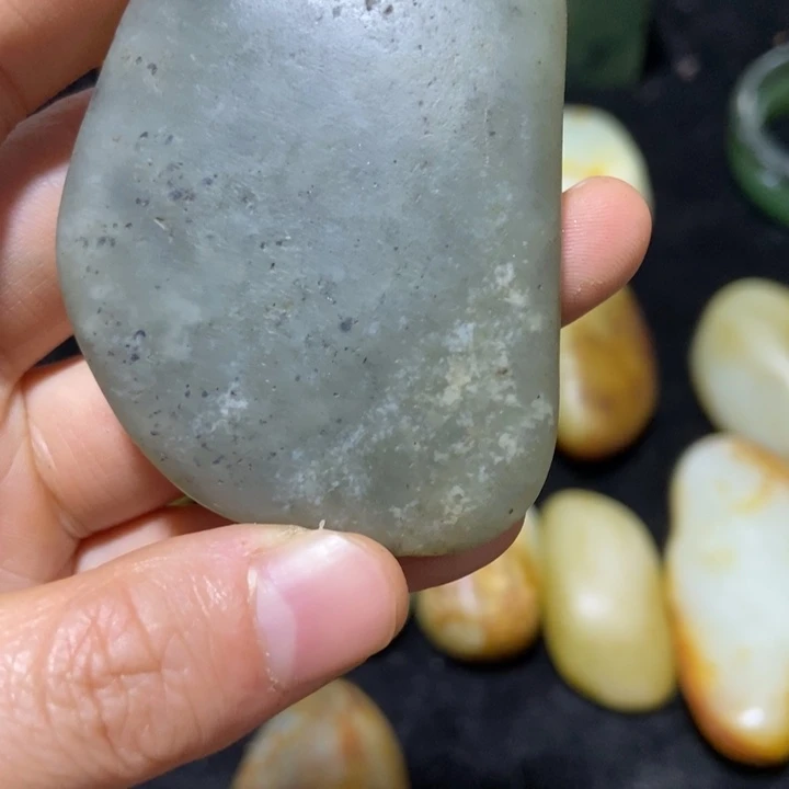 和田玉（糖玉）未镶嵌挂件