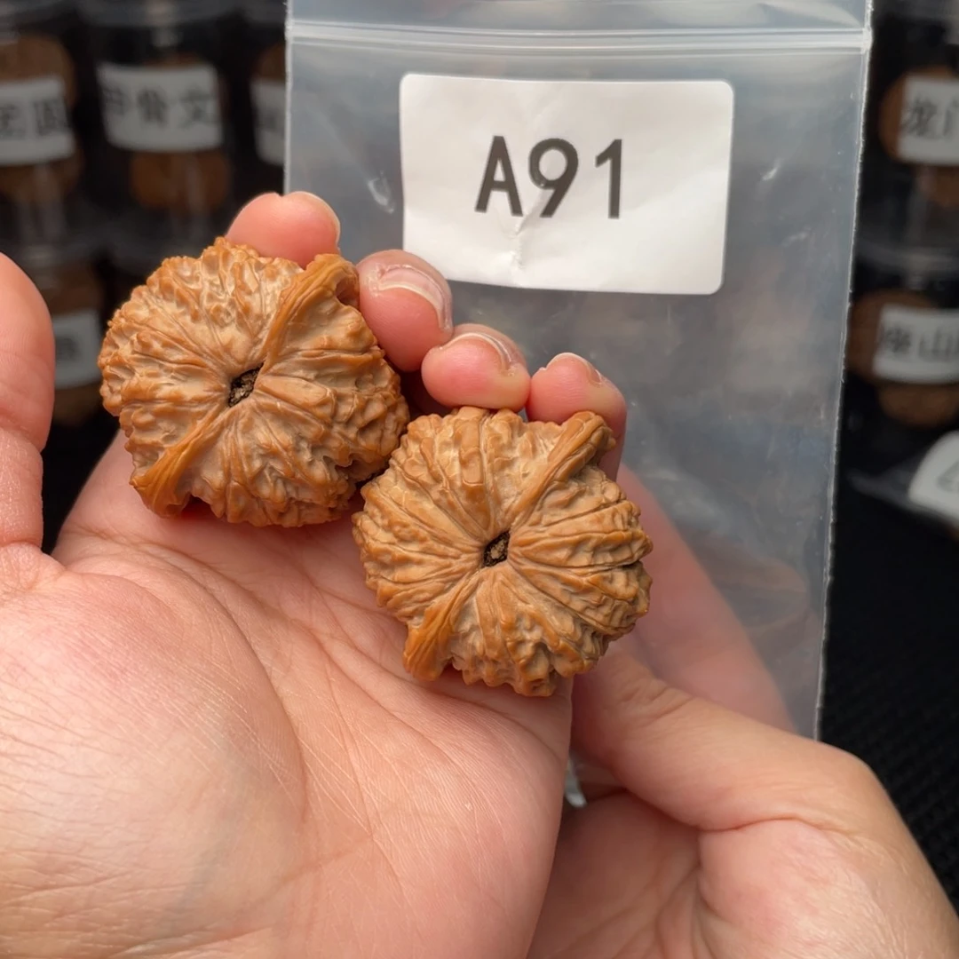 文玩核桃把件柠*41血麒麟