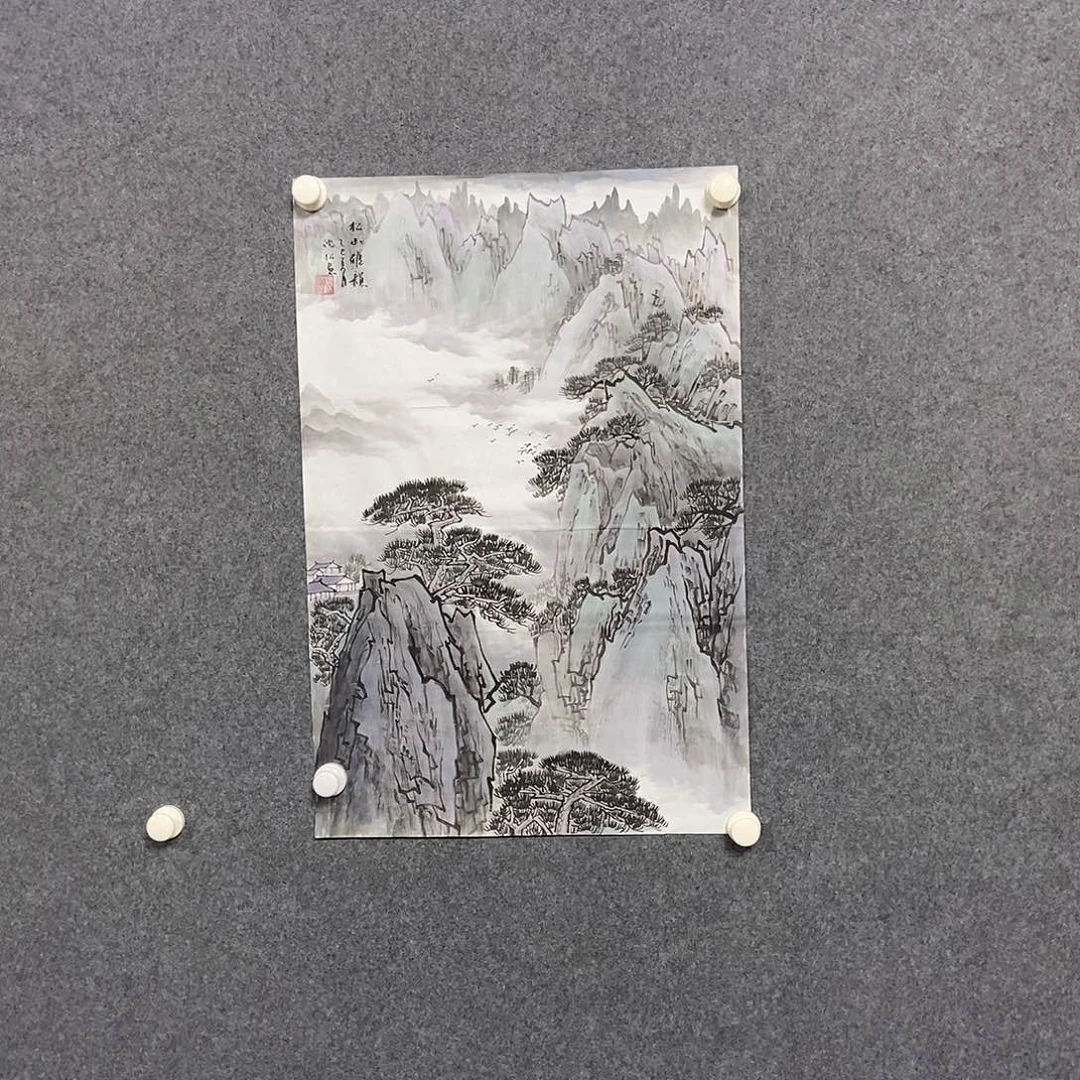 国画四尺三开山水一副