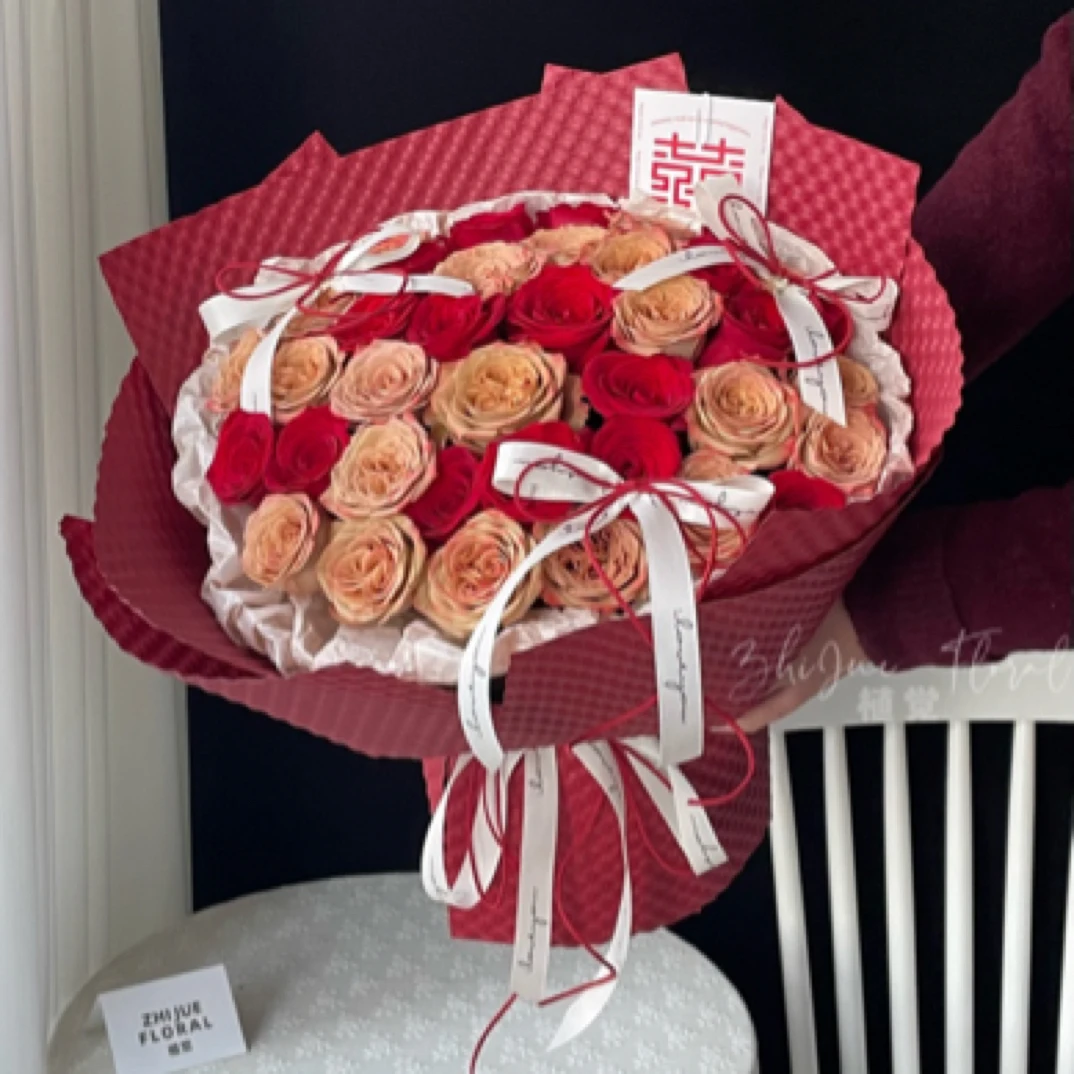 【以爱之名】卡布奇诺红玫瑰花束送女友送爱人鲜花花束送花上门
