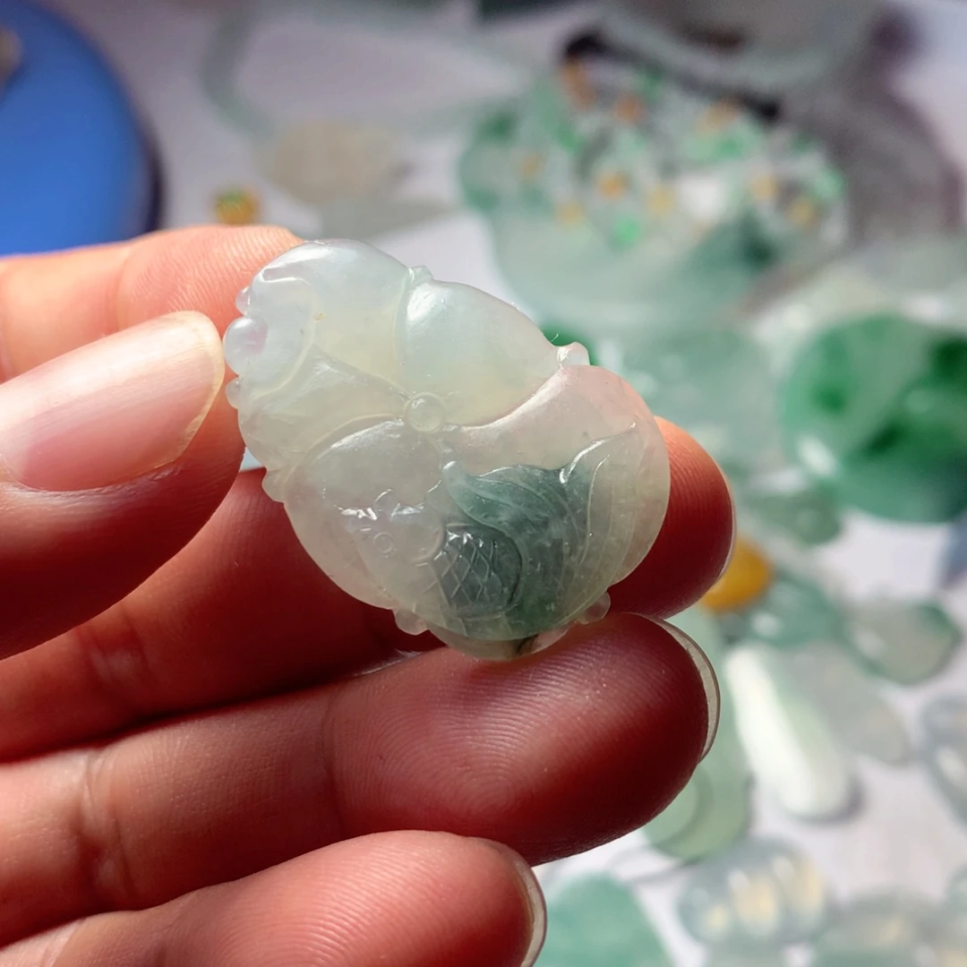 定制翡翠未镶嵌包工