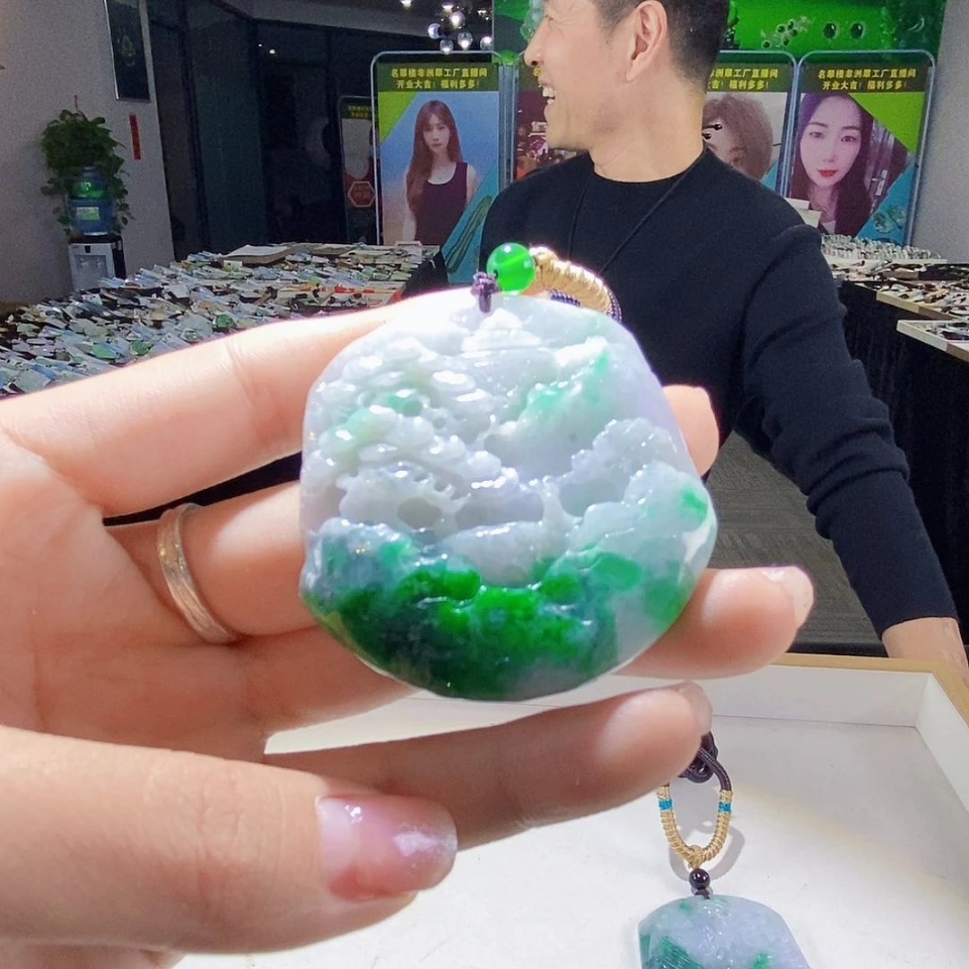 颈饰未镶嵌翡翠翡翠