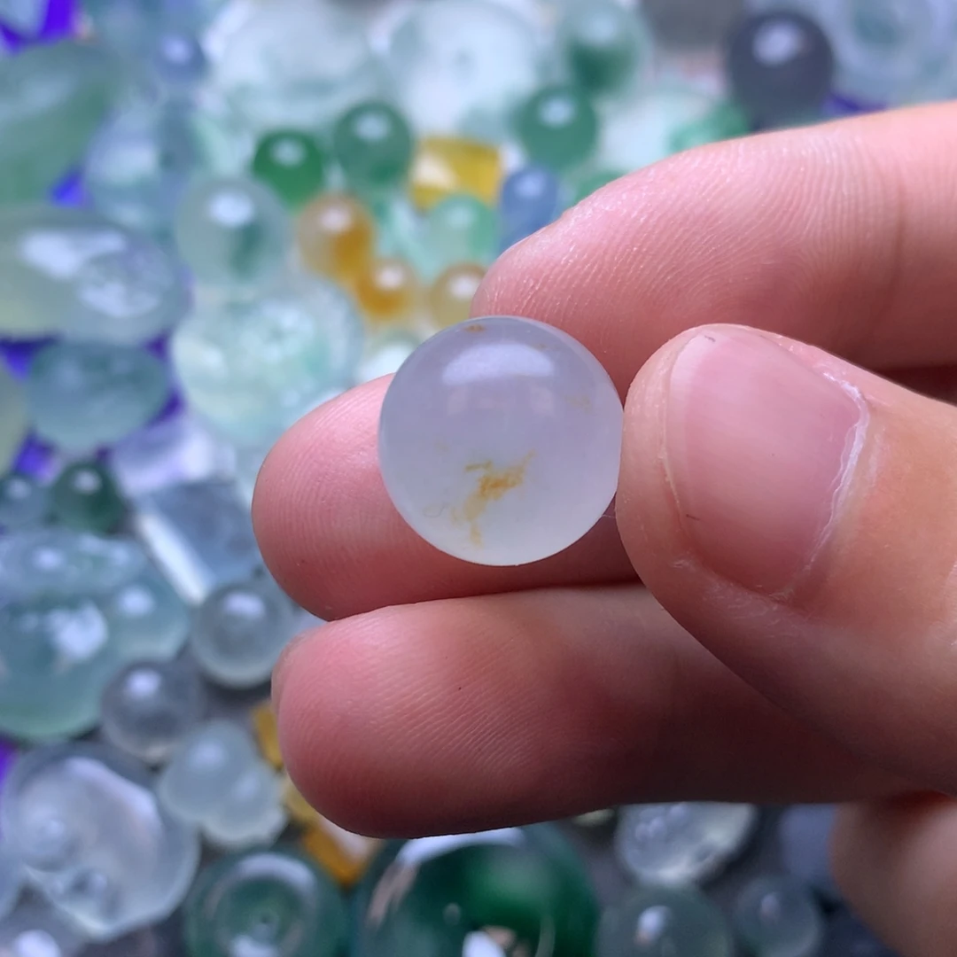 定制翡翠未镶嵌珠子