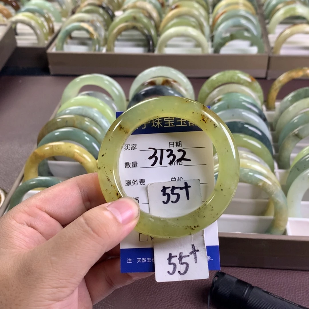 蛇纹石玉未镶嵌手链3132