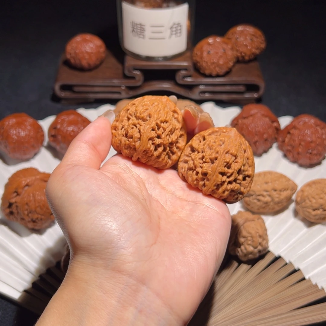 吊坠文玩核桃40+三角南疆