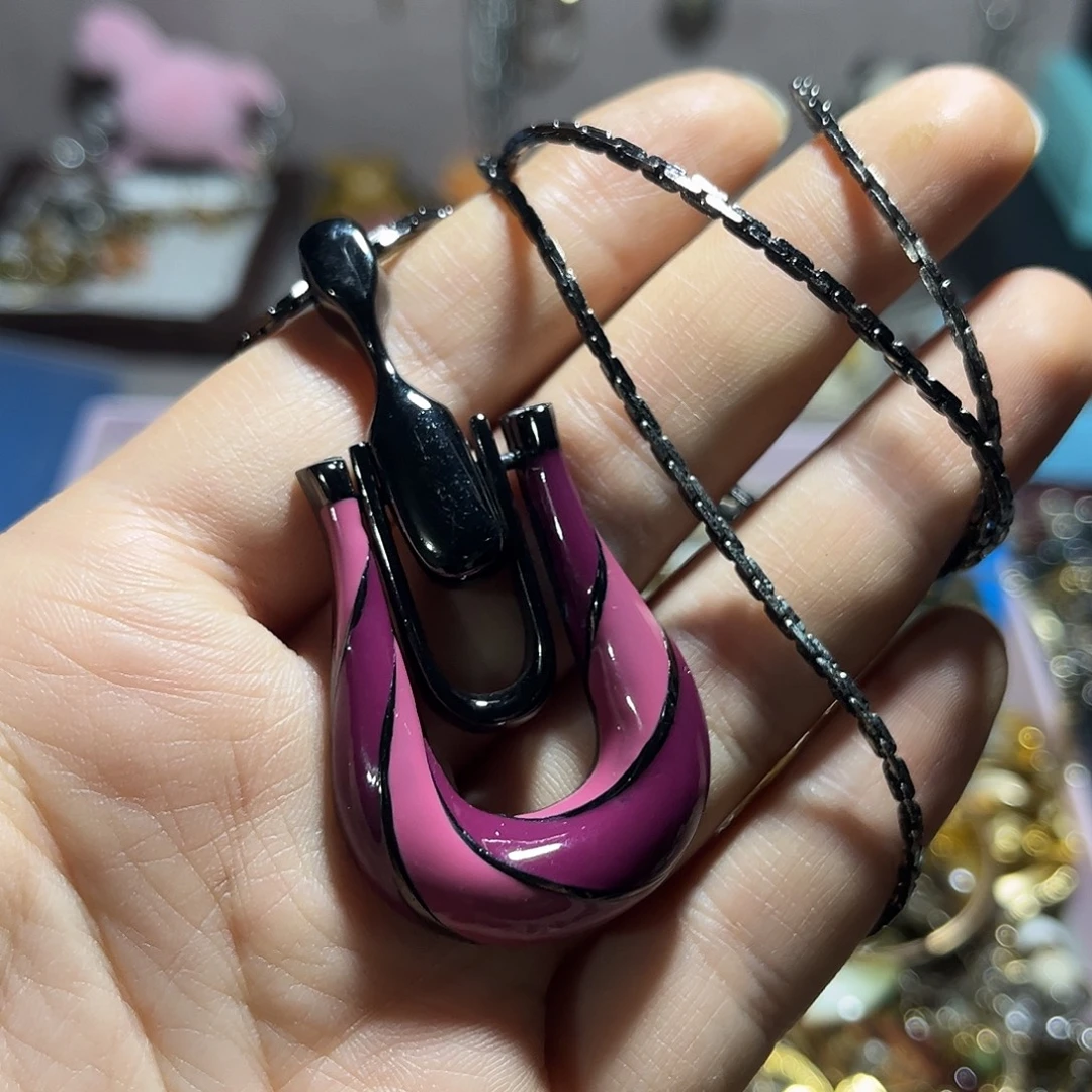 林***呐合金款黑色法产项链