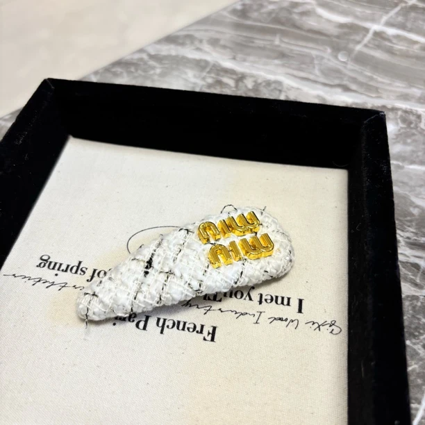 妹妹字母发夹FJ1651（一个）