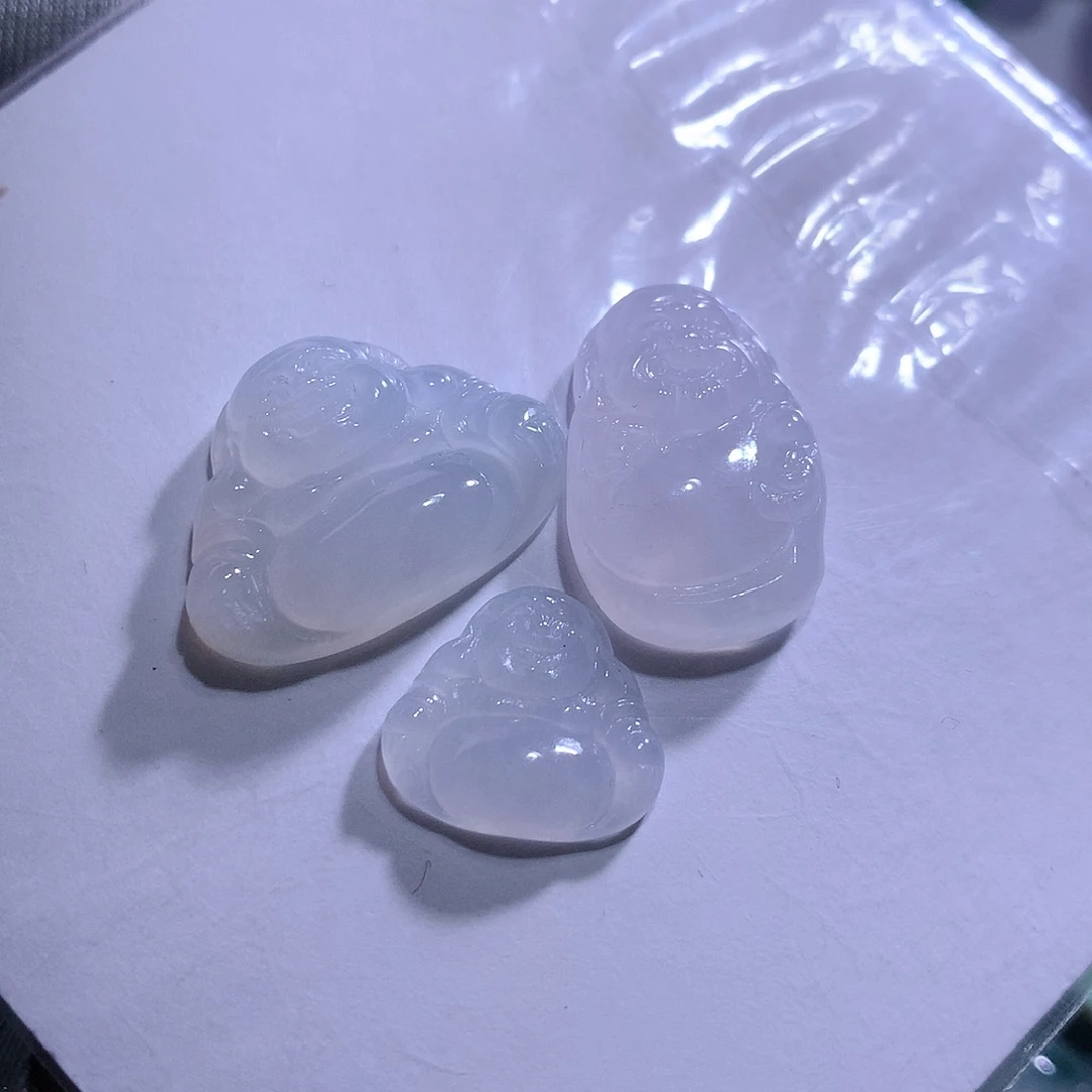 【闪购商品】翡翠未镶嵌颈饰一手