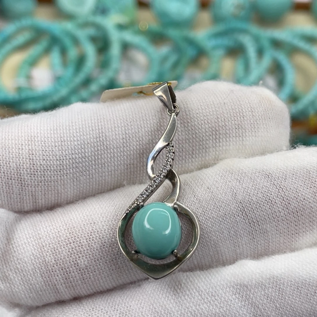 绿松石未镶嵌挂件