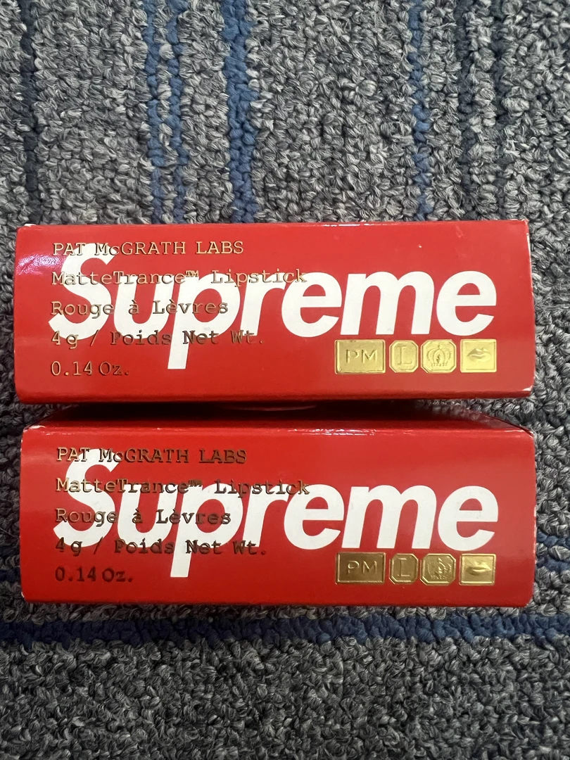 【Viiki专属】Supreme 口红